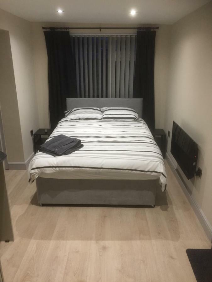 Private En-Suite Guestroom ルシン エクステリア 写真